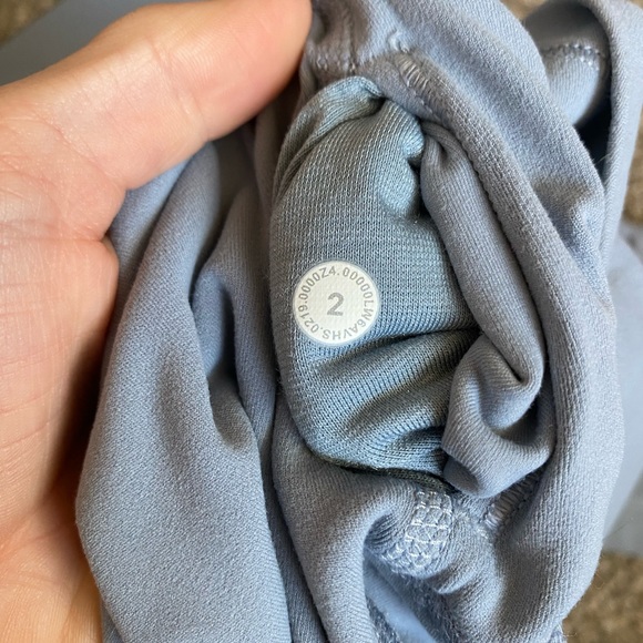 Lululemon align leggings in chambray 21” inseam - Picture 4 of 4